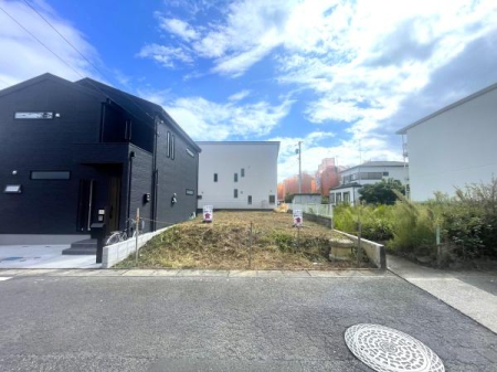 _ސ쌧cs2ڂ̓yn̑OʓH܂ތnʐ^