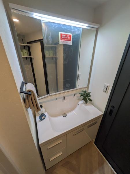 _ސ쌧ˎs3ڂ̒Ã}V̐ʑEʏ