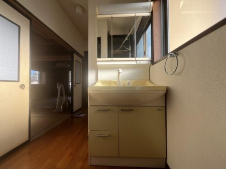 �_�ސ쌧���c���s����̒��È�ˌ��Ă̐��ʑ�E���ʏ�