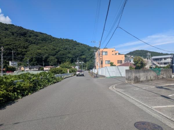 �_�ސ쌧�`��s���΂̒��Ã}���V�����̂��̑����n