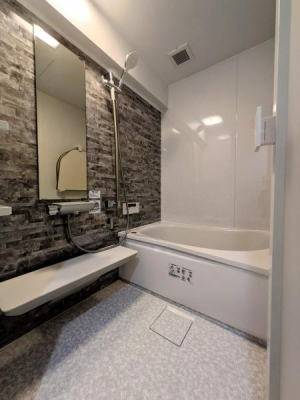 �_�ސ쌧�`��s���΂̒��Ã}���V�����̗���