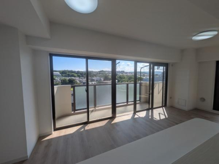 �_�ސ쌧�`��s���΂̒��Ã}���V�����̃��r���O