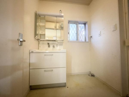 �_�ސ쌧���؎s�юR��1���ڂ̒��È�ˌ��Ă̐��ʑ�E���ʏ�