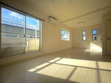 �_�ސ쌧���؎s�юR��1���ڂ̒��È�ˌ��Ẵ��r���O