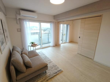 �_�ސ쌧���ˎs�K���̒��Ã}���V�����̃��r���O