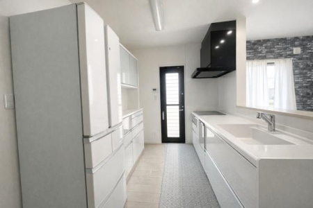 �_�ސ쌧���c���s�ѐ�̒��È�ˌ��ẴL�b�`��