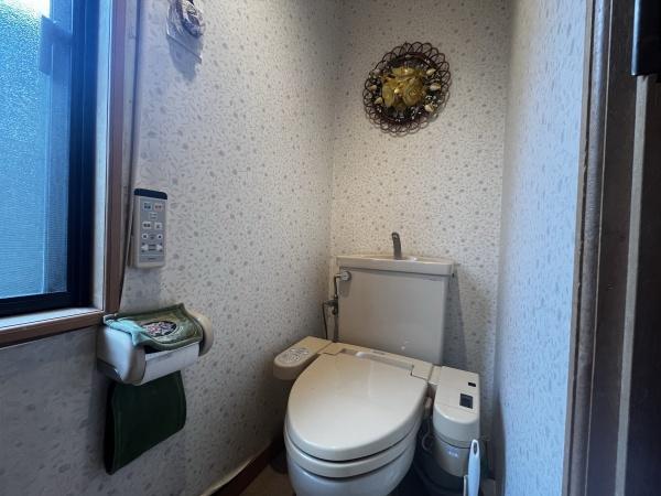 �É����ɓ��s������̒��È�ˌ��Ẵg�C��