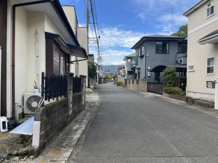 �_�ސ쌧������S��䒬����̓y�n�̑O�ʓ��H�܂ތ��n�ʐ^