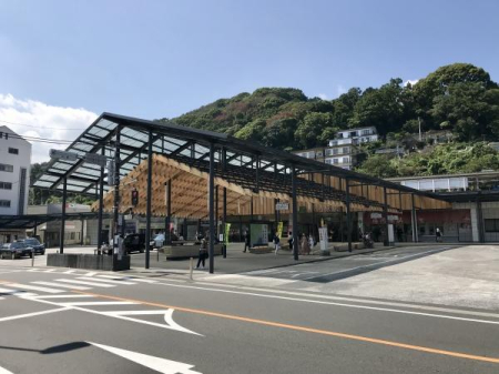 �_�ސ쌧�������S���͌����b�艮�̒��È�ˌ��Ă̎��ӊ�