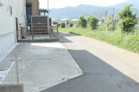 �_�ސ쌧���ˎs����̒��È�ˌ��Ă̒��ԏ�