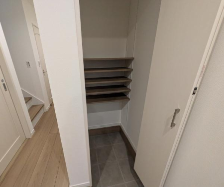 �_�ސ쌧���c���s�2���ڂ̐V�z��ˌ��Ă̎��[