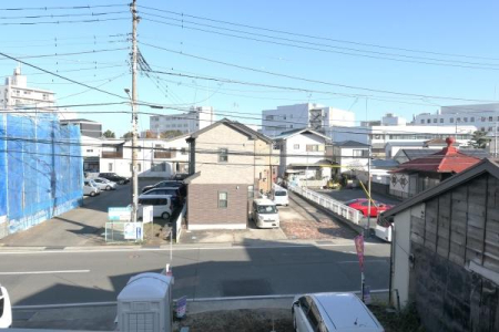 �_�ސ쌧���c���s�2���ڂ̐V�z��ˌ��Ă̏Z�˂���̒��]�ʐ^