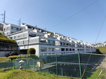 �_�ސ쌧���ˎs������2���ڂ̒��Ã}���V�����̌��n�O�ώʐ^