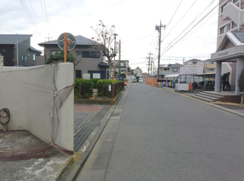 �_�ސ쌧���ˎs�l�V�{6���ڂ̒��Ã}���V�����̌��n�O�ώʐ^